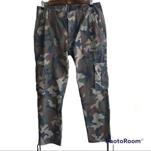 NWOT Sundance Camo Cargo Size 14/16 No Wear
